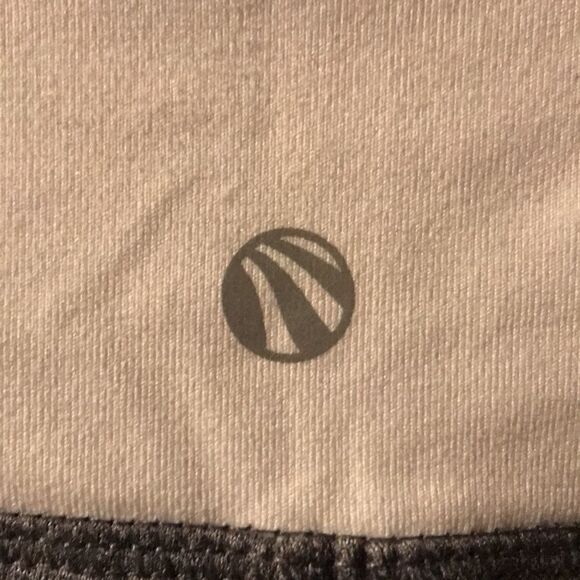 Marika Sport Women's White Gray Heather Cropped Leggings Size Small - Picture 6 of 7